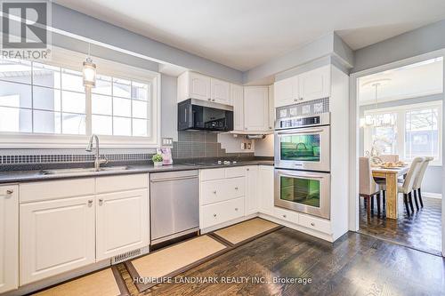 2165 Dunedin Road, Oakville, ON - Indoor Photo Showing Kitchen With Double Sink