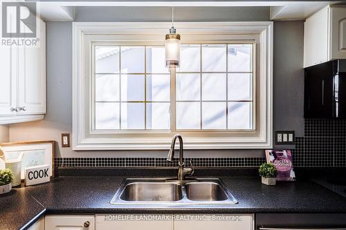 2165 Dunedin Road, Oakville, ON - Indoor Photo Showing Kitchen With Double Sink