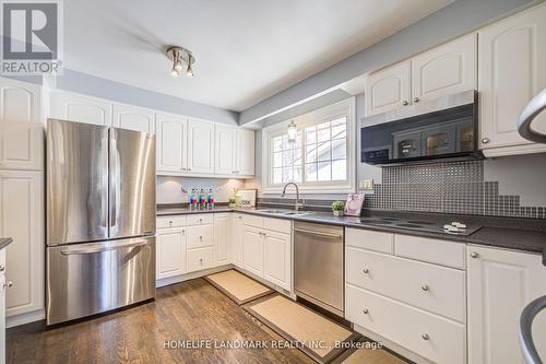 2165 Dunedin Road, Oakville, ON - Indoor Photo Showing Kitchen With Double Sink