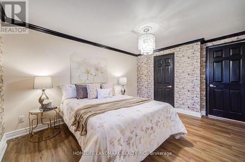 2165 Dunedin Road, Oakville, ON - Indoor Photo Showing Bedroom