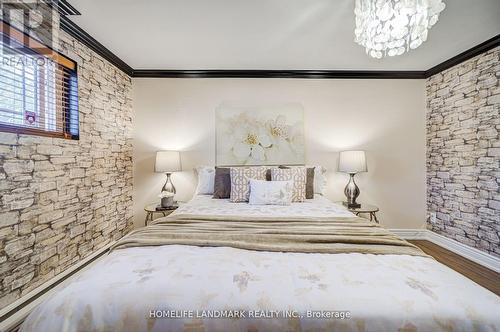 2165 Dunedin Road, Oakville, ON - Indoor Photo Showing Bedroom