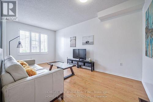 46 - 7155 Magistrate Terrace, Mississauga, ON - Indoor Photo Showing Living Room