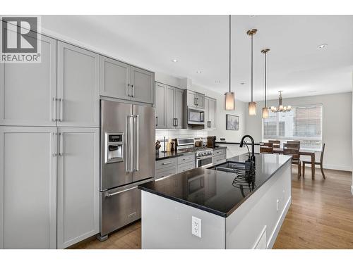 3510 Landie Road Unit# 24, Kelowna, BC - Indoor Photo Showing Kitchen With Stainless Steel Kitchen With Upgraded Kitchen