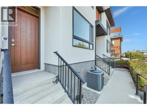 3510 Landie Road Unit# 24, Kelowna, BC - Outdoor With Exterior