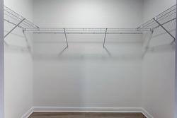 Walk-in closet - 