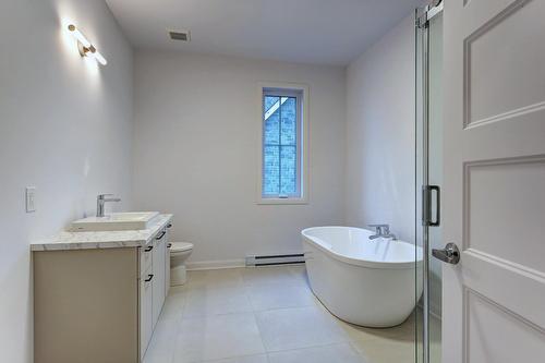 Bathroom - 872 Rue De Chaumont, Saint-Jérôme, QC - Indoor Photo Showing Bathroom