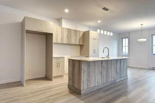 Kitchen - 872 Rue De Chaumont, Saint-Jérôme, QC - Indoor Photo Showing Kitchen