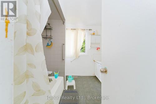 25 - 25 Vodden Court, Brampton, ON -  Photo Showing Bathroom