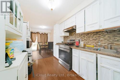 25 - 25 Vodden Court, Brampton, ON - Indoor Photo Showing Kitchen With Double Sink