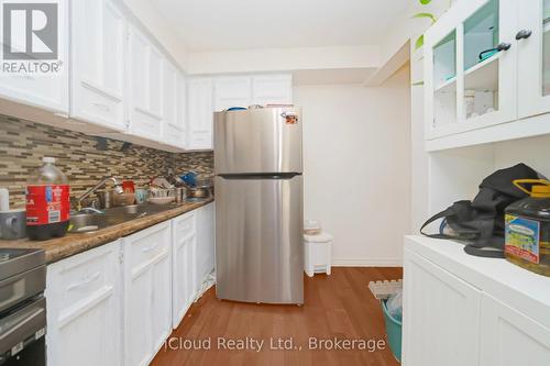 25 - 25 Vodden Court, Brampton, ON - Indoor Photo Showing Kitchen With Double Sink