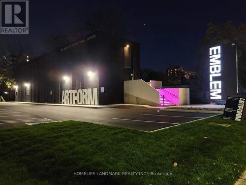 306 - 86 Dundas Street E, Mississauga, ON - Outdoor