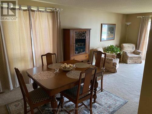 22 Briarwood Place, Innisfil, ON - Indoor Photo Showing Dining Room