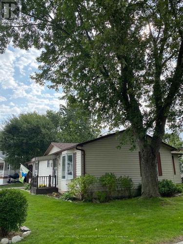 22 Briarwood Place, Innisfil, ON - Outdoor