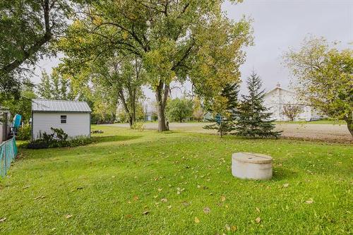 9 First Ave, Lowe Farm, MB 