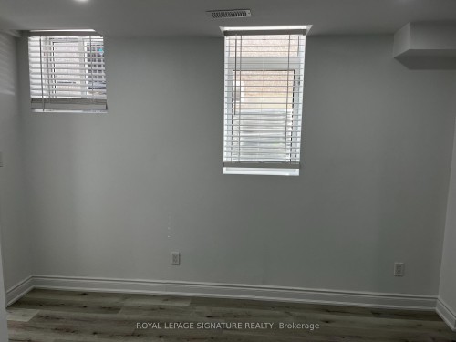 21 Sewells Lane, Brampton, ON - Indoor Photo Showing Other Room