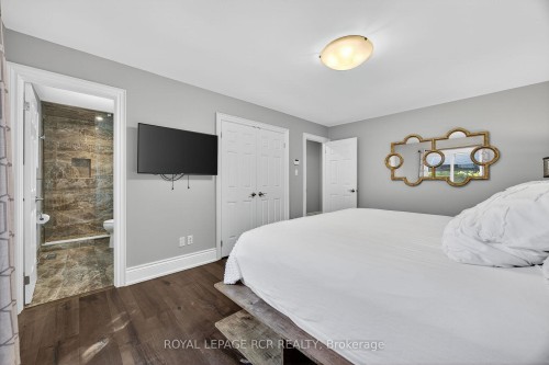 35 Hawthorne Road, Mono, ON - Indoor Photo Showing Bedroom
