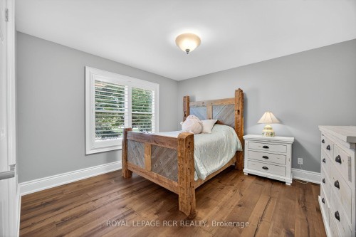 35 Hawthorne Road, Mono, ON - Indoor Photo Showing Bedroom
