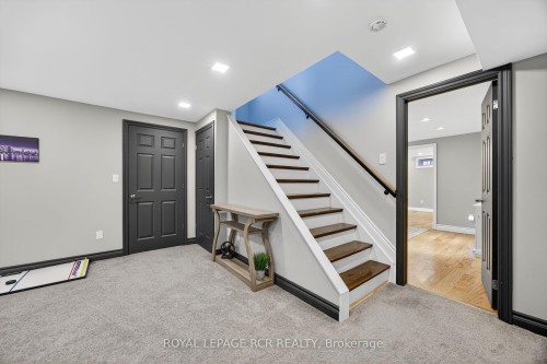 35 Hawthorne Road, Mono, ON - Indoor Photo Showing Other Room