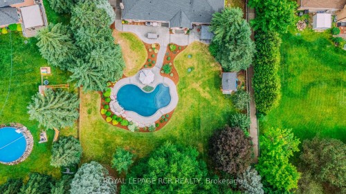 35 Hawthorne Road, Mono, ON - Outdoor With In Ground Pool With View