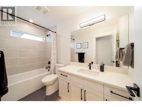 154 Echo Ridge Drive, Kelowna, BC - Indoor Photo Showing Bathroom