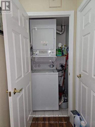 316 - 25 Via Rosedale Way, Brampton, ON - Indoor Photo Showing Laundry Room