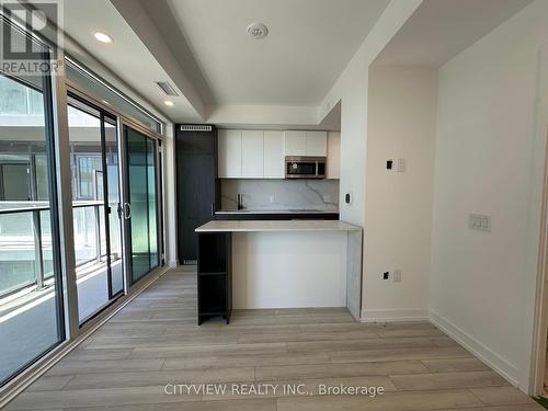 518 - 500 Dupont Street, Toronto, ON - Indoor