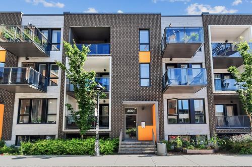 302-3551 Rue St-Dominique  Montréal (Le Plateau-Mont-Royal), QC H2X 2X5