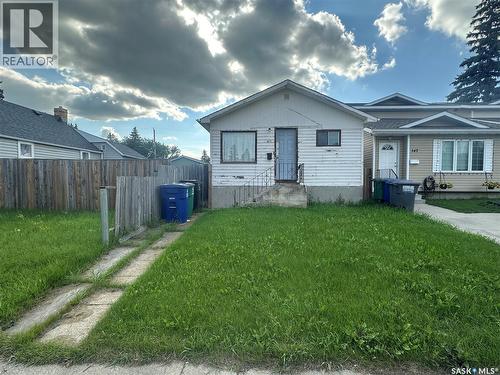 349 X AVENUE S  Saskatoon, SK S7M 3H5