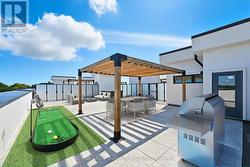 409 - 123 MAURICE DRIVE  Oakville, ON L6K 2W6