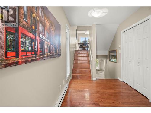 7525 Columbia Avenue Unit# 17, Radium Hot Springs, BC - Indoor Photo Showing Other Room