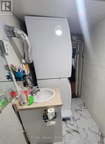 724 Third Avenue, Peterborough (Otonabee Ward 1), ON - 