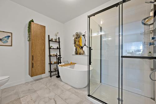 Salle de bains - 202-281 Rue Principale, Saint-Donat, QC - Indoor Photo Showing Bathroom