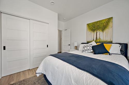 Chambre à coucher - 202-281 Rue Principale, Saint-Donat, QC - Indoor Photo Showing Bedroom