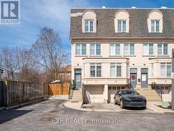 4 - 2351 LAKESHORE ROAD W  Oakville, ON L6L 1H4