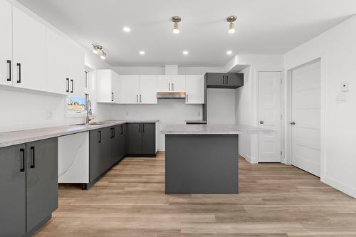 Kitchen - 4130 Rue Morand, Québec (Les Rivières), QC - Indoor Photo Showing Kitchen