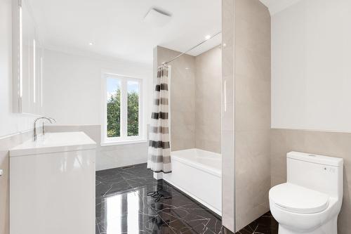 Salle de bains - 4439 Boul. Décarie, Montréal (Côte-Des-Neiges/Notre-Dame-De-Grâce), QC 