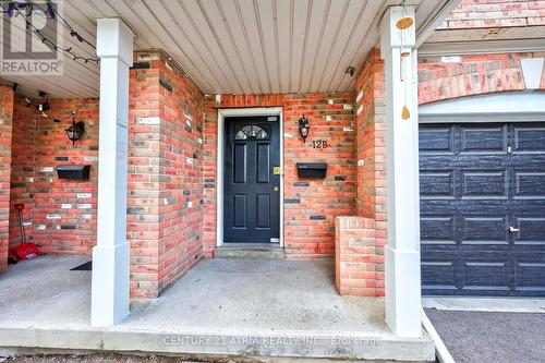 12B - 51 Northern Heights Drive, Richmond Hill, ON - Outdoor With Exterior