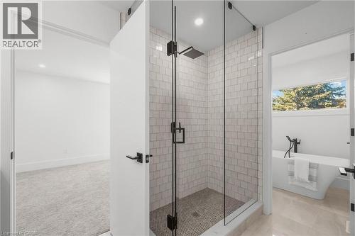 1060 Walton Avenue, Listowel, ON - Indoor Photo Showing Bathroom