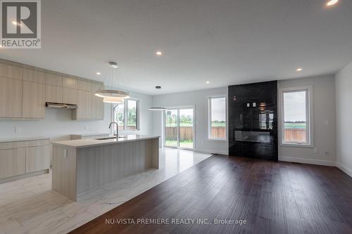 316 Stathis Boulevard, Sarnia, ON - Indoor