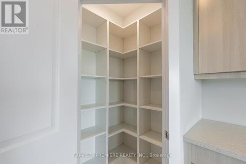 316 Stathis Boulevard, Sarnia, ON - Indoor With Storage