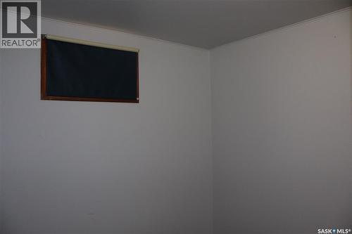 505 3Rd Avenue E, Assiniboia, SK - Indoor Photo Showing Other Room