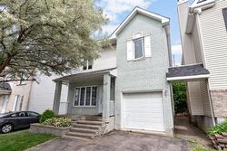 208 Rue Henri-Angers  Laval (Sainte-Rose), QC H7L 5T1