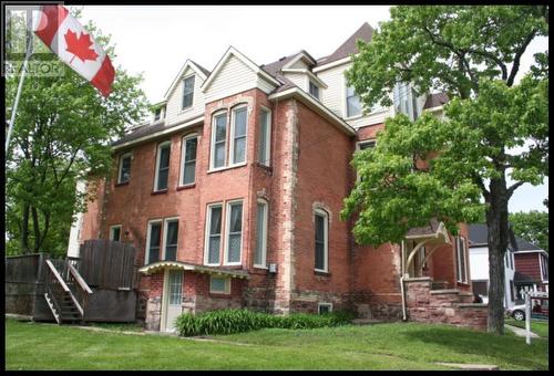 151 Woodward AVE  Sault Ste. Marie, ON P6A 3T6