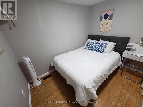 17 Birchfield Crescent, Caledon, ON - Indoor Photo Showing Bedroom