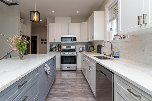 2115 Erinan Blvd, Sooke, BC 