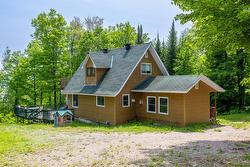 1016 Ch. du Lac-Jim  Mansfield-Et-Pontefract, QC J0X 1R0