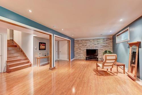 Salle de jeux - 122 Rue Jean-De Ronceray, Carignan, QC - Indoor