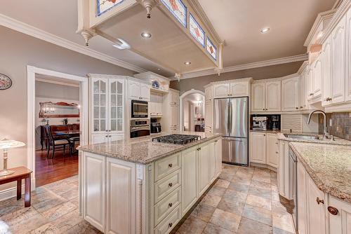Cuisine - 122 Rue Jean-De Ronceray, Carignan, QC - Indoor Photo Showing Kitchen With Upgraded Kitchen