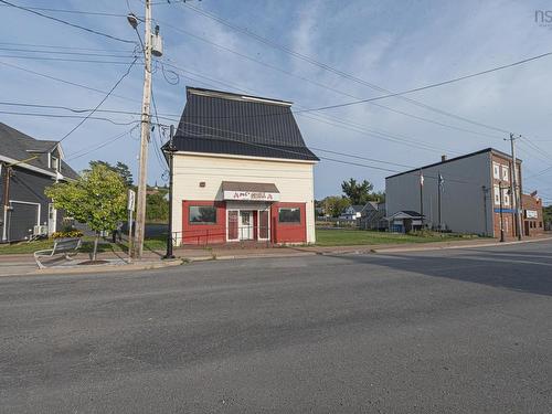 102 Main Street, Trenton, NS 