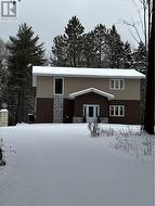 264 Lakeview Drive Alban, ON P0M 1A0